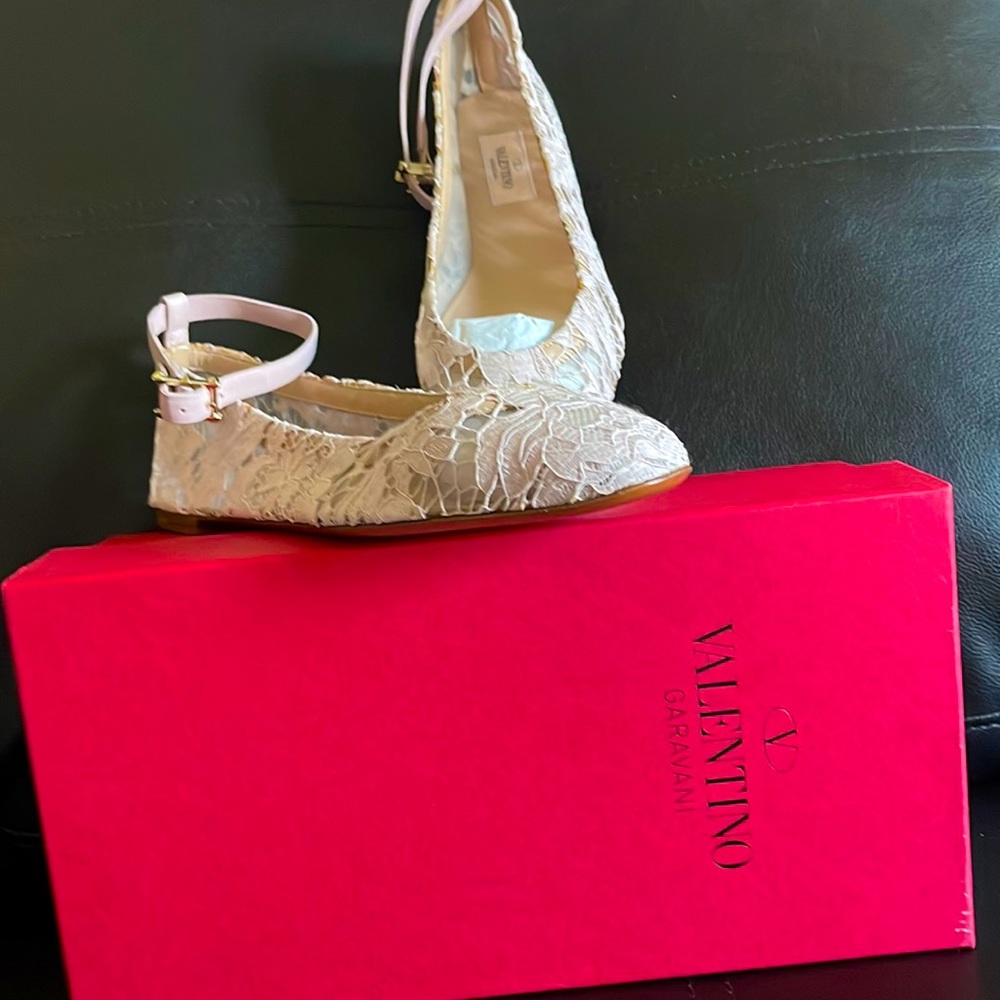 Valentino Garavani rose pink mesh lace ankle strap ballerina flat size 38 1/2